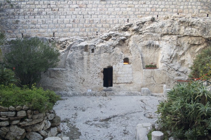 The serenity of an empty tomb