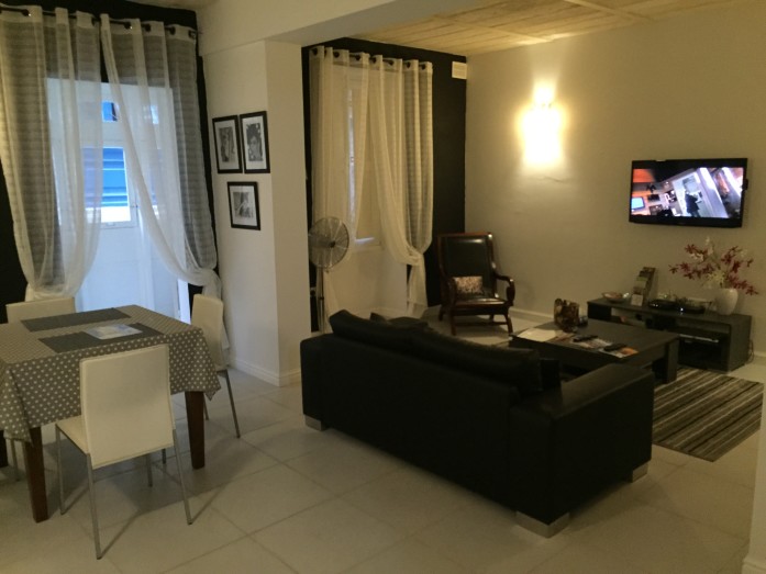 Valletta Airbnb apartment